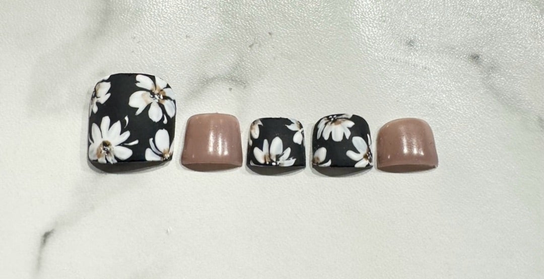 今月のおすすめネイル4