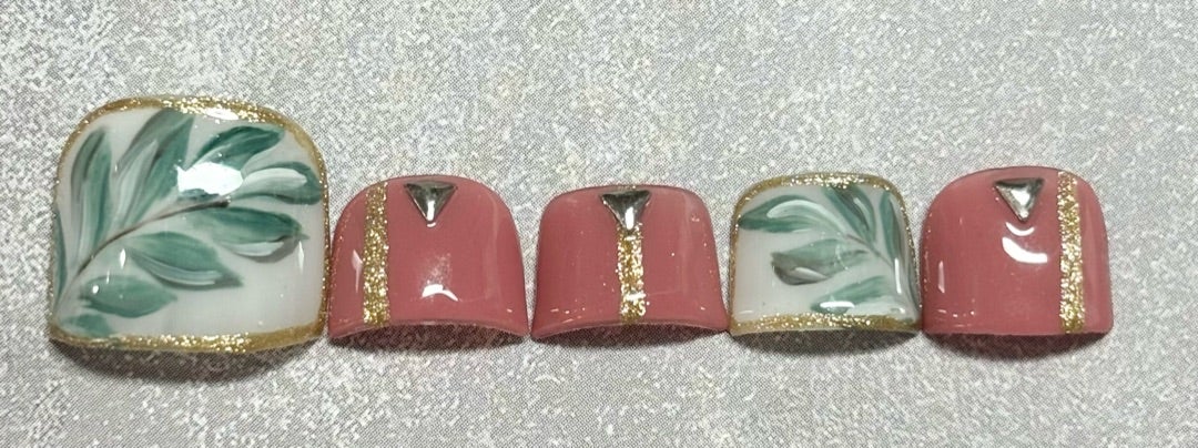 今月のおすすめネイル4